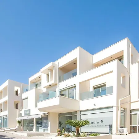 Eden Lily- Luxurious With Sea View *