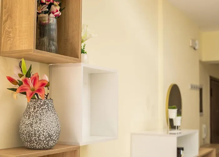 Eden Lily- Luxurious With Sea View *